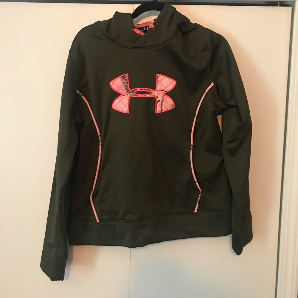 Large Under Armour Camo Hoodie